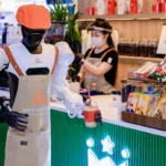Los robots humanoides chinos buscan oportunidades laborales en Corea del Sur, mientras Seúl apuesta por la IA física