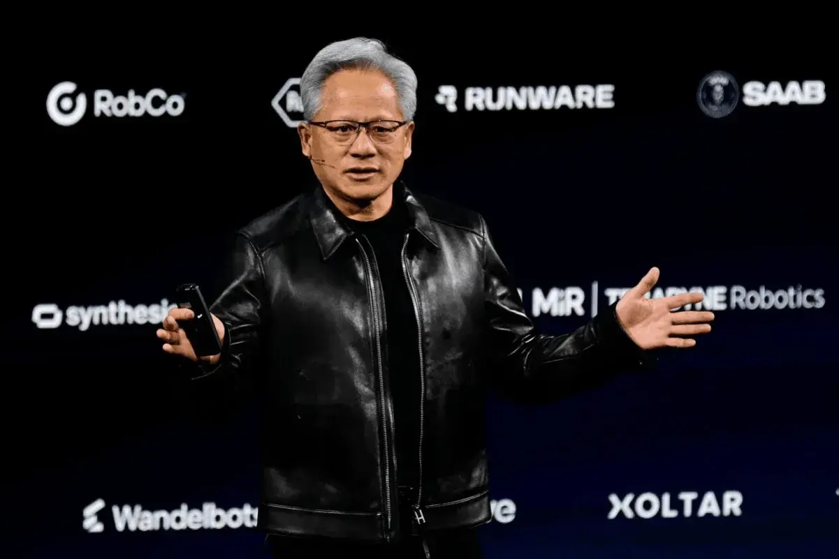En este momento estás viendo «La pesadilla de Jensen»: Huawei y DeepSeek reducen la brecha con Nvidia en el ecosistema de chips para IA