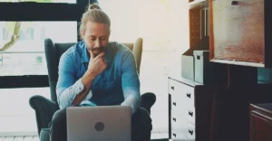 Lee más sobre el artículo Los usuarios de IA saben que deben verificar las respuestas. Muchos no lo hace
